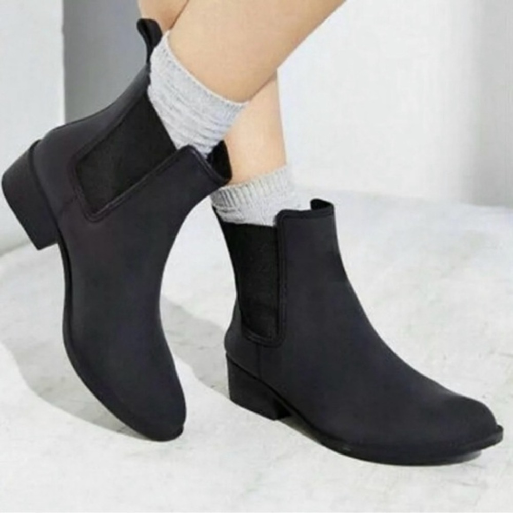 Jeffrey Campbell Havana Last Size 8 Black Chelsea Ankle Rain Boots